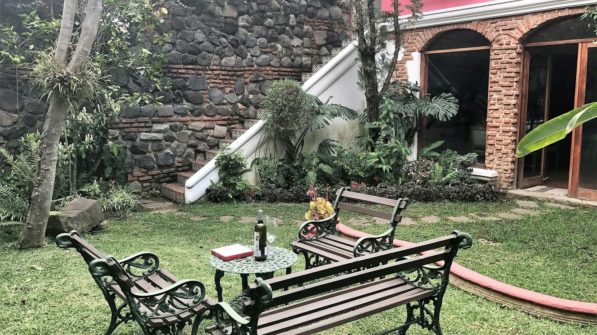 Hotel Casa De Loreto Antigua